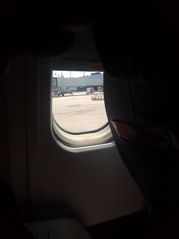 dirtyronmcd's tweet image. Time to tuck and pray. Tampa bound. Words with friends anyone? #Alec #teampar