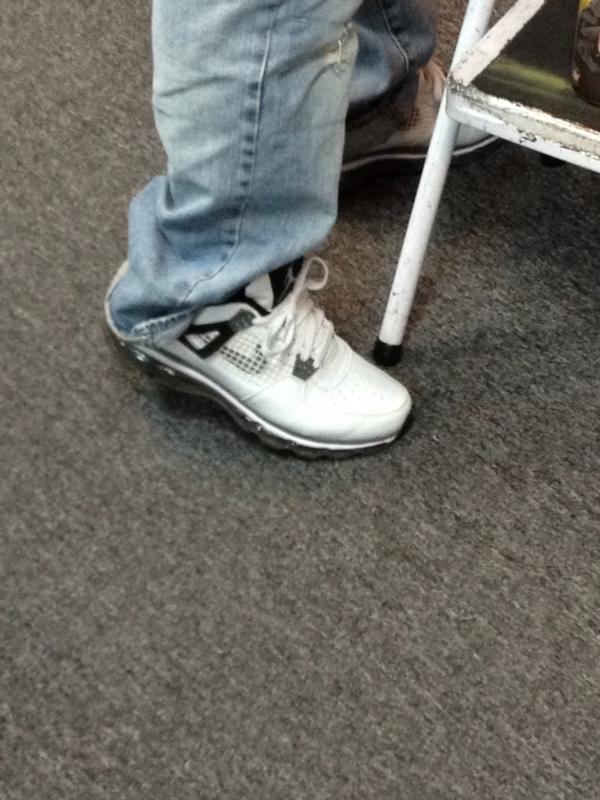 tanner_and_co's tweet image. It's been a while since I have seen a #WOOKIE in person but take a look at these air max 4's ... #snipelife