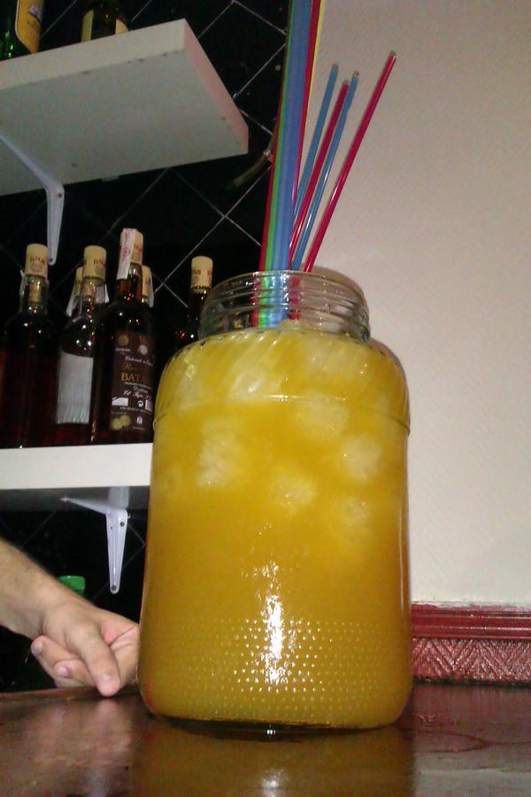 Veeeenga ya empieza el puto curso otra vez @Marobe_ @pepperann8 @Kimber_bueno <a href="/albxi/">Alba Subiri</a> <a href="/DaniSG8/">Daniel Sanchez-Guzman</a> @paulaortega8