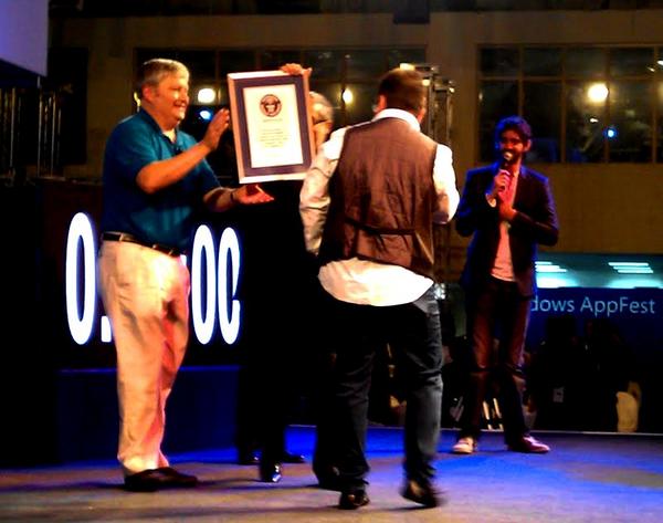 MicrosoftIndia's tweet photo. New Guinness World Record for the Most Participants in a Software Development Marathon in One Location #Windows8AppFest http://t.co/EbhBHXiv