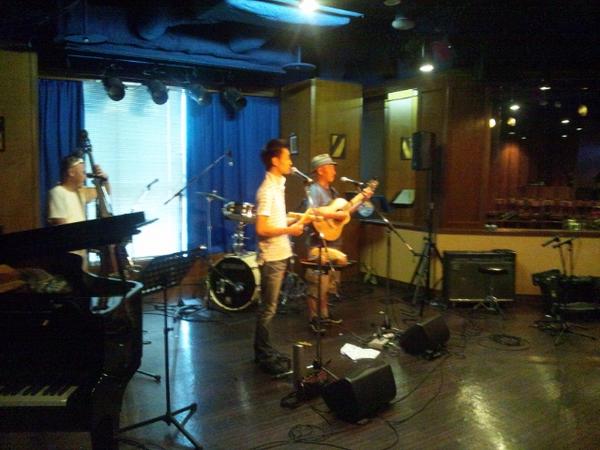 SON 四郎ﾘﾊｰｻﾙなう、本日広島juke でライブ、お越しくださいませ