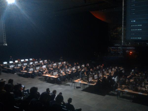 GIMax's tweet photo. #Самара #WoT  очень отличное мероприятие с  жаркими боями команд! Заряжает на все 100% позитивом, несмотря ни на что))) http://t.co/JuWCQiHz
