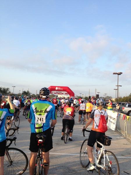 aj_orourke's tweet photo. Heading out!!!! Tour de Cure 2012 #27miles #goredriders http://t.co/6JLlHkyD