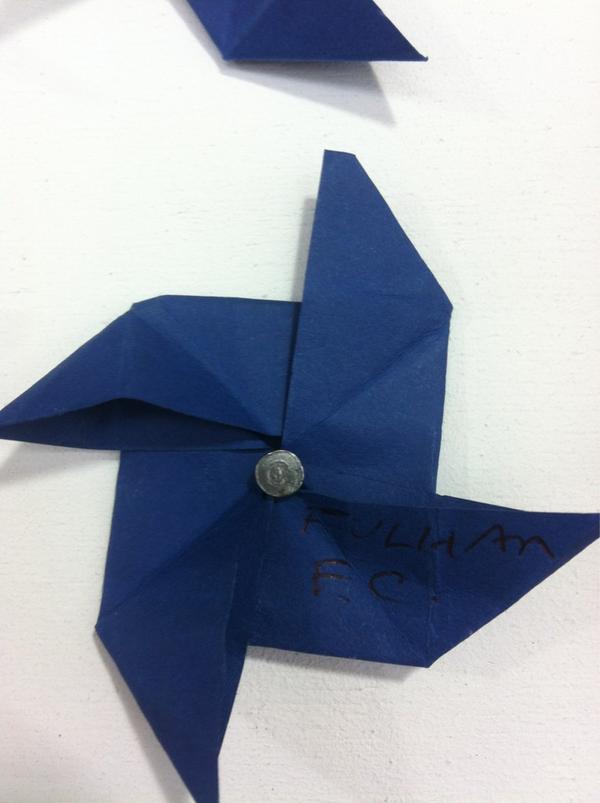 britishness2012's tweet photo. we are still making windmills so come along to join in..... #Britishness #LDF12 #design #southbank http://t.co/9rMImwKa