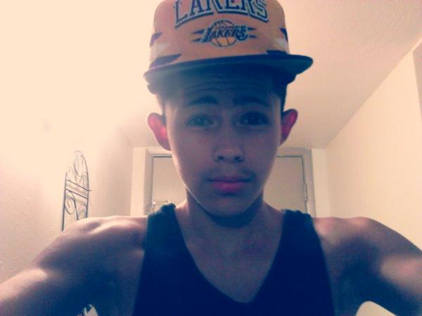 ETooshift's tweet image. 