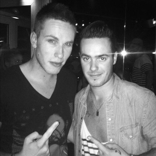 TonyRomera's tweet photo. At @ParisQueenClub w/ @nickyromero !!! #HWFFG http://t.co/NEF8b9f4