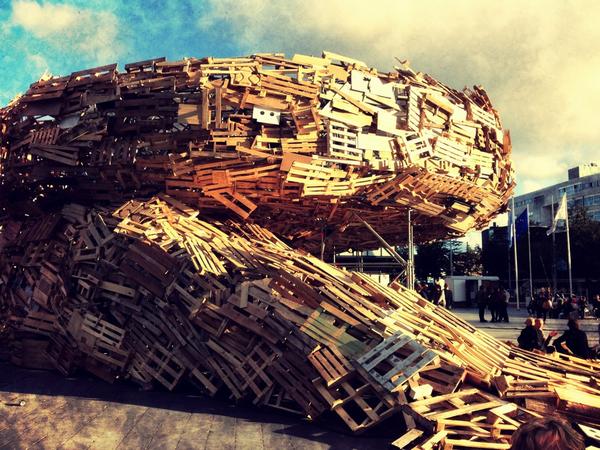 espg's tweet photo. Impressive: #blobcity #TodaysArt #denhaag #TDA12 http://t.co/im3t1TKq
