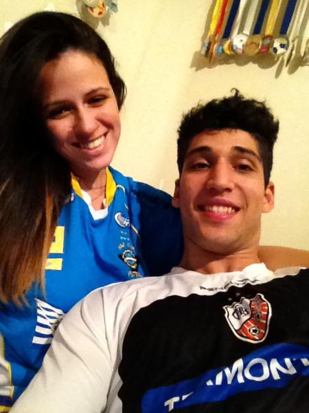 AndreDeko92's tweet photo. @Rennan_19 @GoleiroTiago ta ai eeem, sem chorôrô hahaha homenagem aos meus amigos e ídolos.. Grande abraço http://t.co/wUCOzQDH