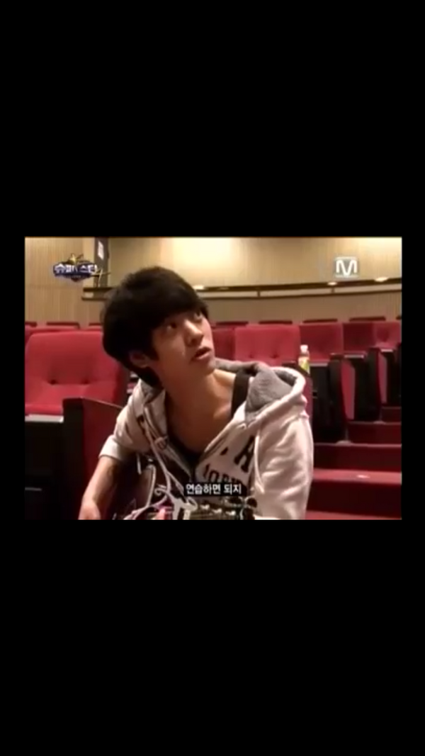 b811's tweet photo. 슈스케4 정준영 왜케 완벽하게 멋짐? 말하는거랑 성격 넘넘 귀엽다 짱ㅋㅋ 갑자기 팬심이 생기네 너무 조타 캡쳐해서 폰 메인ㅋ http://t.co/tOrBc765