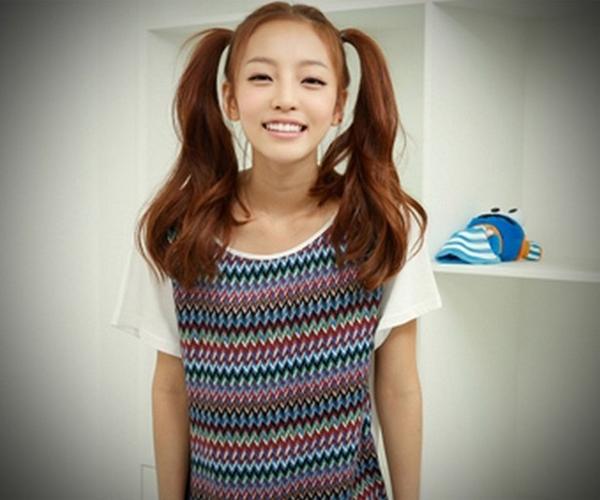Hara__ZB's tweet photo. 흐힣히^____^하라는 쪼금있다 올께용!헤헤 http://t.co/bJLyaE6V