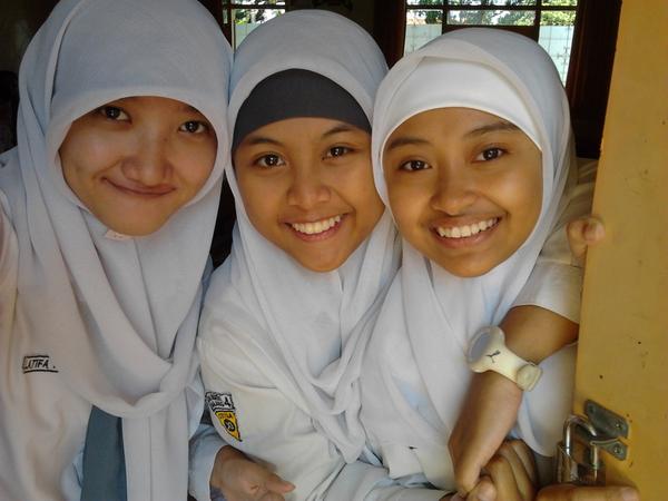 piesoch's tweet image. #Eeea ruang PKn &quot;@heytupi: @dindadindod @funnieni http://t.co/CpX9NN2j&quot;