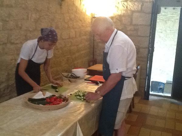 MelanieSmith59's tweet photo. @Ginofantastico my husband is talking about you at cookery school in Tuscany! http://t.co/derumJam