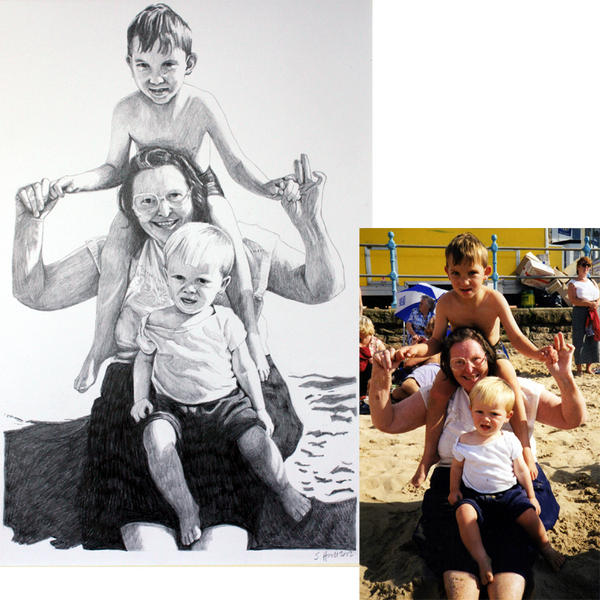 FaceArtPortrait's tweet photo. @MarkWarb Let me turn your favourite family photos into unique hand drawn art.  Perfect #gift and lasting memory http://t.co/D3dAsA5Z