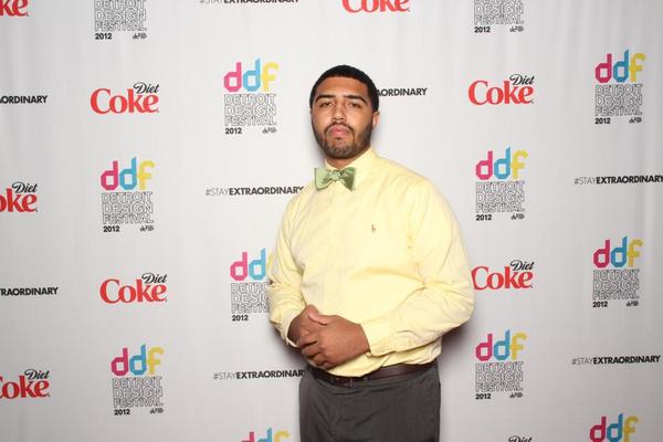 RainManEnt06's tweet photo. my bro Nic Sutton at Runway Detroit @dietcokeUS booth at #DDF2012 http://t.co/vXjPda6N