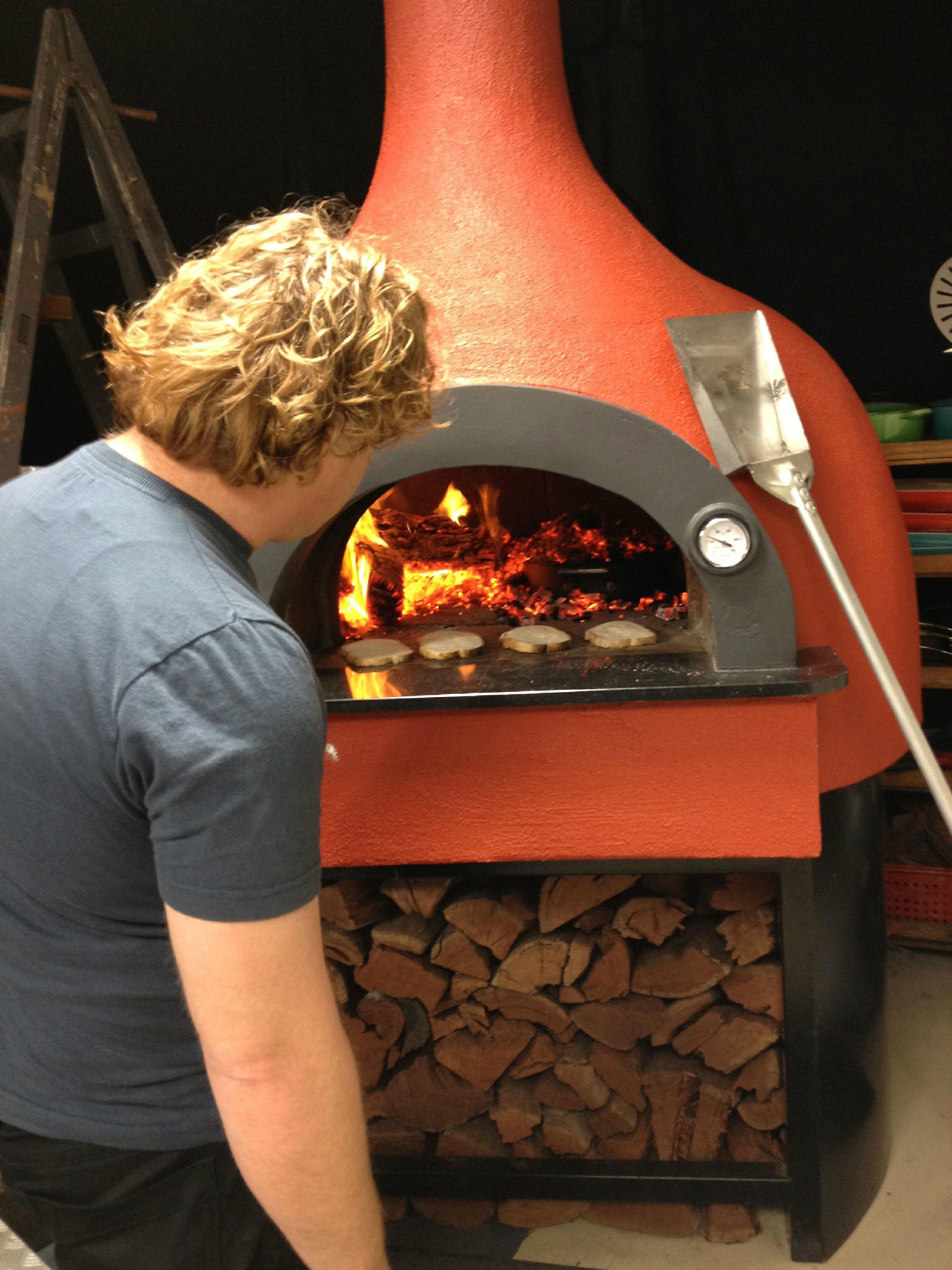 Adrian Richardson on X: Testing my fantastic polito pizza oven day one of  secret meat business http://t.co/UKxGGfbT / X