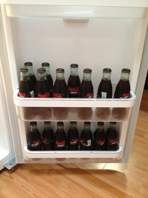 CarlosSilvaGL's tweet photo. Empezando la semana con coquitas cero #HazloPosible #PhotoPossibility http://t.co/qYnglyrw