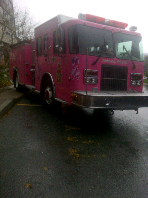 TommyDChief's tweet image. Passionately Pink Fire Truck at #firerescuecanada2012 in SJ's. #SJRFD