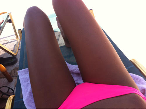 Saskchivette's tweet image. #MindtheGap Monday! I miss summer :) someone take me somewhere warm please. @theCHIVE