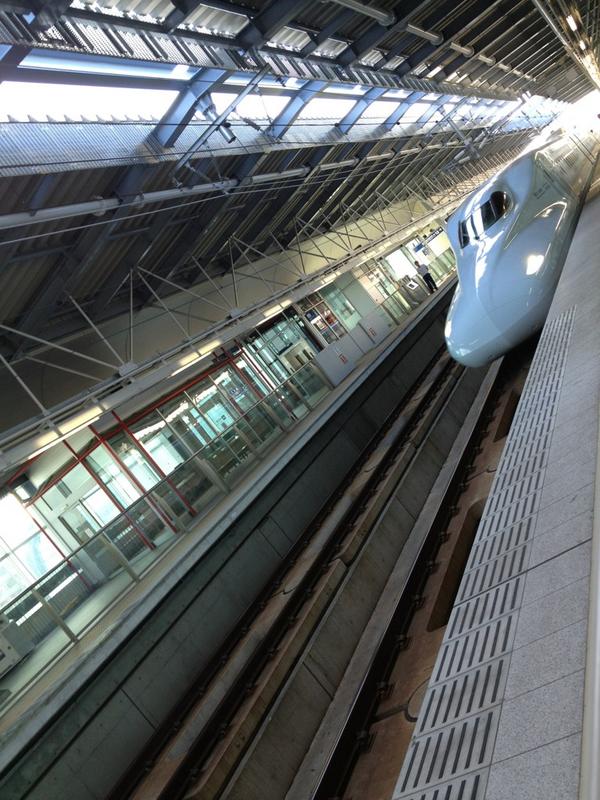 xue510's tweet photo. 大阪へ行きます(^ ^) http://t.co/9KasBino