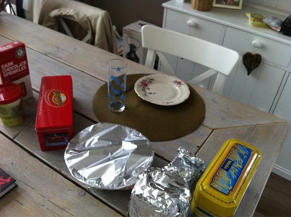 Heerlijk avondje gehad! En die lieve <a href="/PleundeFouw/">Pleun ✩</a> heeft ook nog ontbijtje gemaakt :) #topwijf #defouwrules