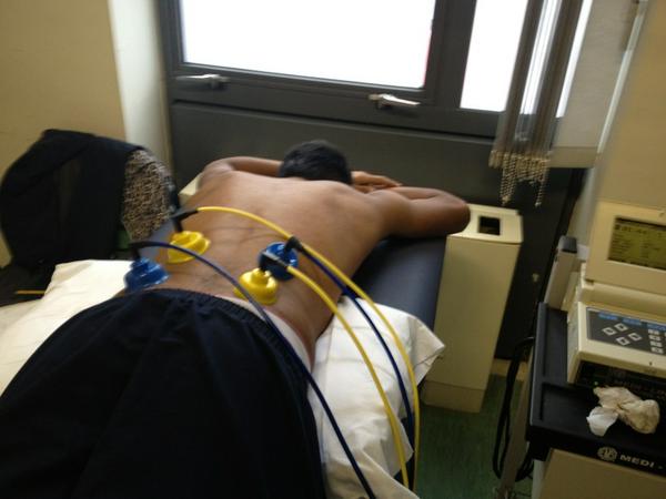 KamalManek_PT's tweet image. Going all out with this back treatment #interferential