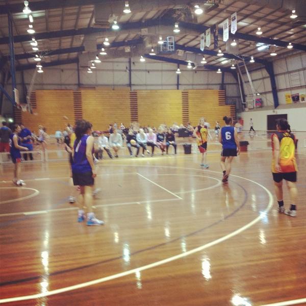A casual game of bball out at Keilor <a href="/GarnerJasmine/">Jasmine Garner</a> <a href="/KatSivewright/">Kat Sivewright</a> <a href="/empaterno/">Emily Paterno</a> <a href="/ibrahim_hannah/">Hannah Ibrahim</a> <a href="/Ding23/">Alana Bell</a> #defense