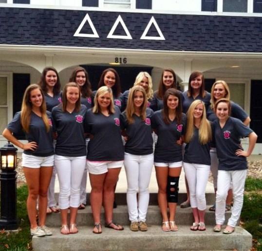 AllieCawley's tweet image. #NationalSistersDay #pledgeclass @ShelbyKane12 @jen_warmund @VictoriaKPaul @ErikaMallery @keekerdeek