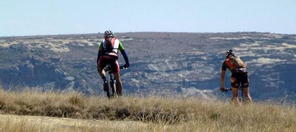 RideAwayMTB's tweet photo. Photo of the day... Golden gate tour 2012 http://t.co/rtXGU3CX
