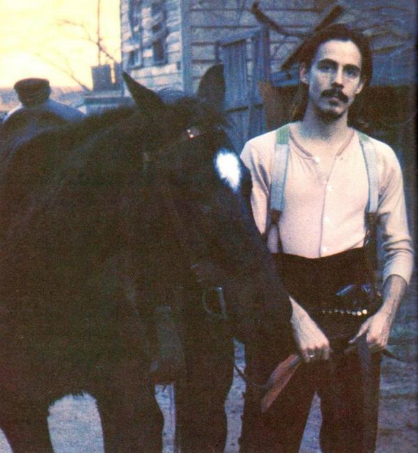 BlazerWooster's tweet image. is it me @danny_balis @corbydavidson @theoldgreywolf or is 1974  #jacksonbrowne , #richardharrow pre #plateface ?
