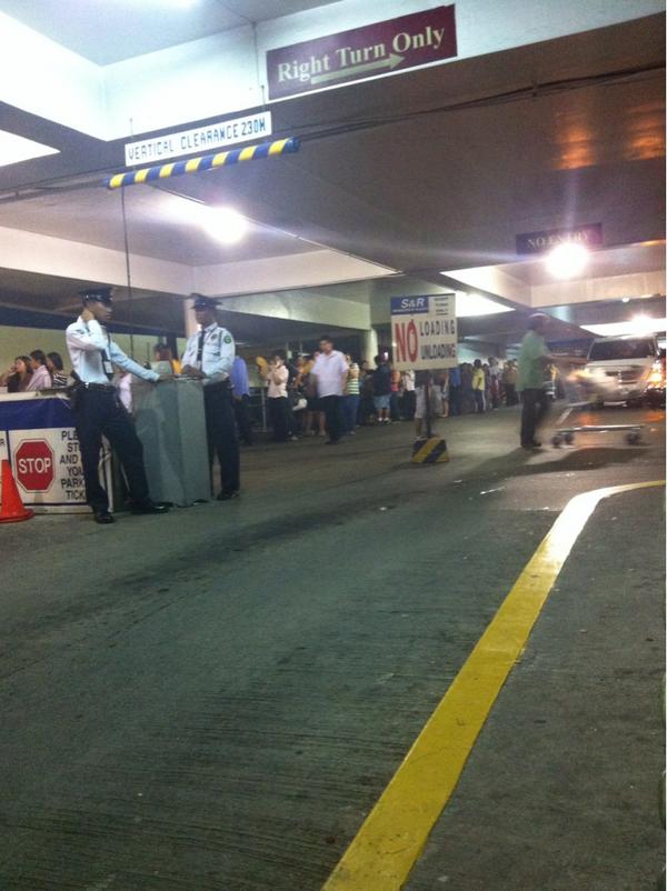 leigomez1225's tweet image. Super haba ng pila sa S&amp;amp;R global city waaaaaaah #backedoff