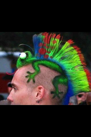 CrazyCoconutDan's tweet image. Just seen this geeza rocking through Deptford, what a fucking hairdo, could take off as the next big #MustHaveStyle