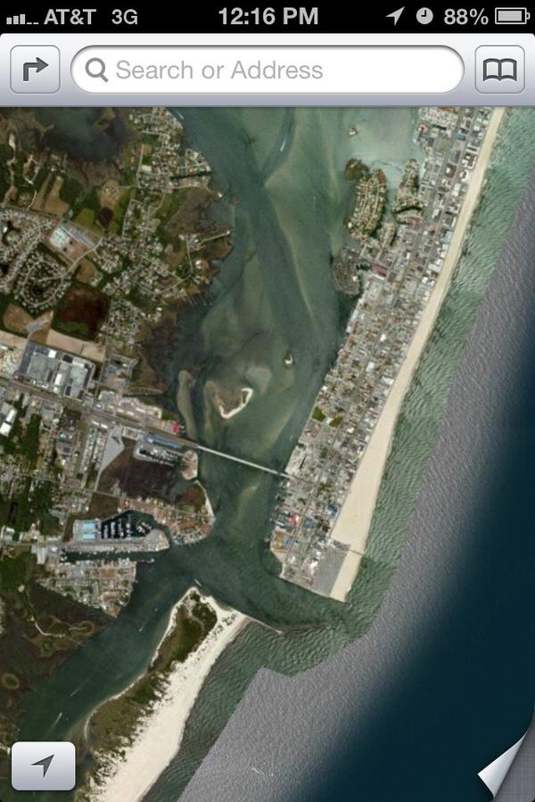 joeyohmygod's tweet image. Love that this is what I see when I open up Apple maps at work. #Linning