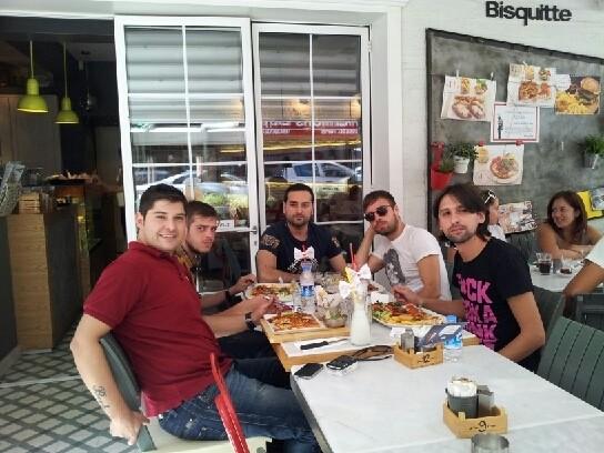 Harika bi yemek yedik tesekkur ederiz kardesim hayirli olsun :) <a href="/Alisannn/">Alisan Yıldız</a> <a href="/bisquitte/">bisquitte</a>