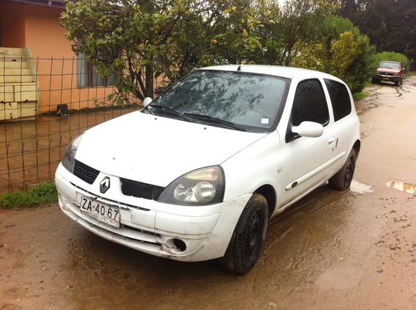 “<a href="/coteTagle/">María José Tagle</a>: Renaul clio,sector sta ines,achupallas Viña  ZA 4067 ultima vez visto tras motel La Luna/ <a href="/merobaronelauto/">Me robaron el auto</a>