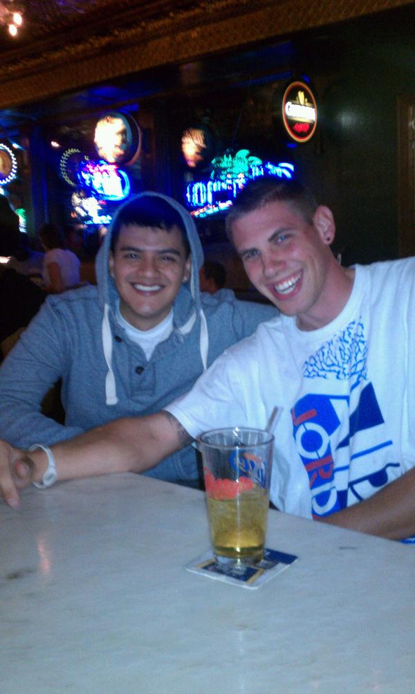 TheAlimoe's tweet image. @PlaymakerMiles turnt up with Johnny G #FATTYS