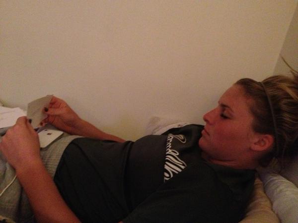 emmfaught_3's tweet image. @ChristenLord her way of studying...😁😮👀 #thisiswhatimdealingwith