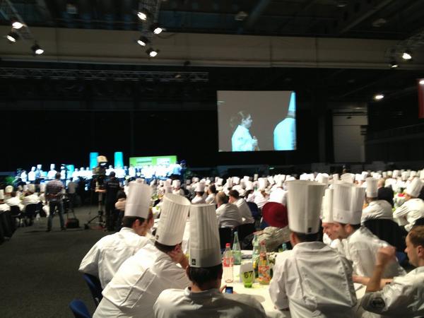 TosseMattias's tweet photo. Snacka om fjärilar i magen. Nu prisutdelning i #CulinaryOlympics2012 http://t.co/iWzoup5O