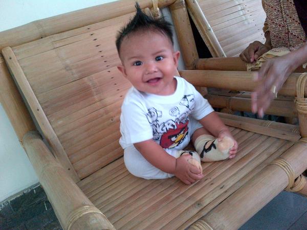 <a href="/Oji_Md/">Badjee</a> <a href="/liaeza/">Lia Maharani</a> <a href="/gittarob/">Agnes Gitta</a>