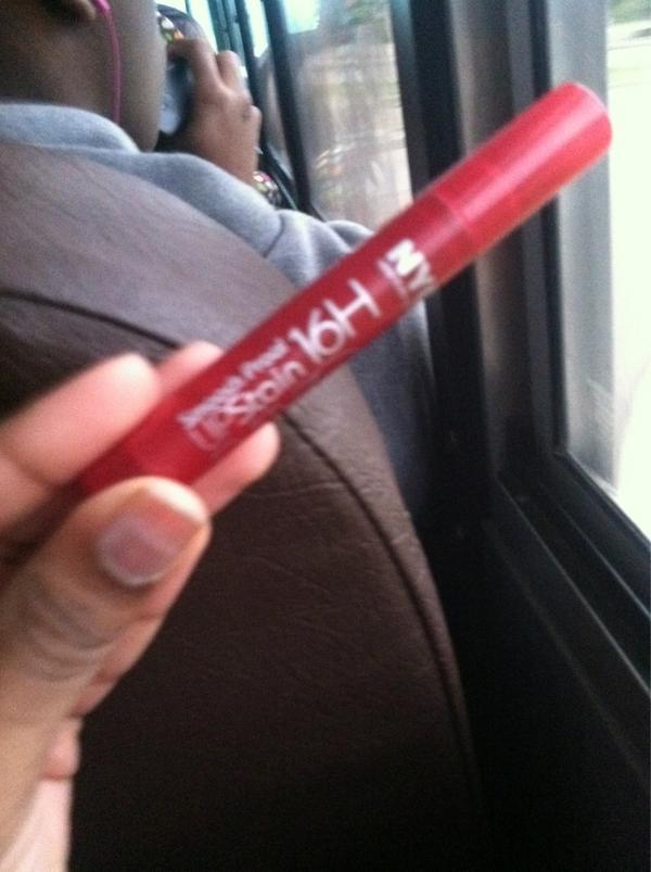 _frolove__'s tweet image. Love this stuff 16H lip stain.. Ain't gotta worry bout nun smearing or coming off!! #BOMBstuff #RED 💄