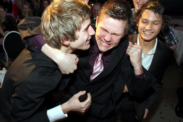 Neem een kijkje in onze Hall-of-Fame, zij waren vorig jaar de sporttoppers van het sportjaar 2011 sportgalazwolle.nl/hall-of-fame