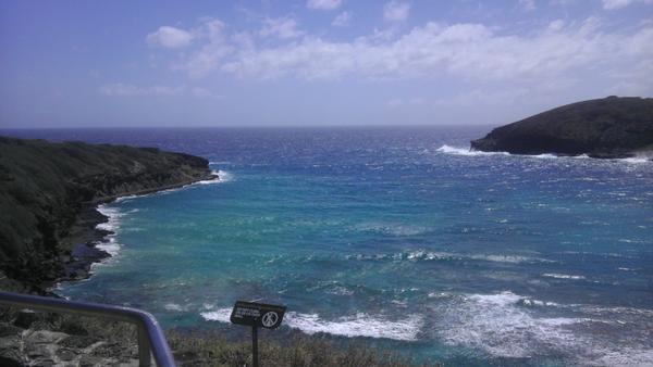jimsim1o's tweet photo. Was just looking at the pics in my phone and pulled up this one.  Man makes me wish I was back in Hawaii! http://t.co/7YDoRiVJ