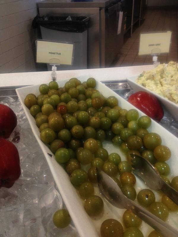 andieeyoung's tweet image. &quot;@SCADProbz: dis ain&apos;t mixed fruit. #SCADProbz http://t.co/0SRAiXT8&quot; @BrookeMorgannn @StlAurianna  hahaha