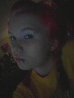 Beautiful_gurl_'s tweet photo. Haha I could be Wendy from Wendy's (:(: old self http://t.co/oVrUtIPP