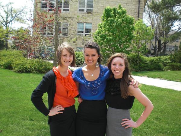 sydsewell's tweet image. @KirstenAnneSams @skhsweetheart doesn&apos;t this feel like forever ago?? #IDproblems