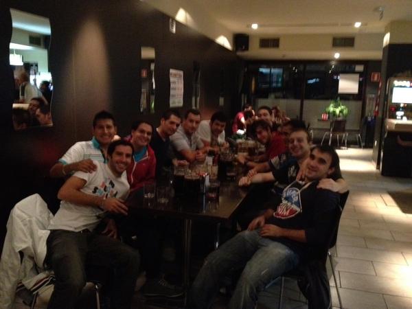 Primera cenita artaromista temporada 12-13 <a href="/evenhurtado/">ivan lara</a> <a href="/i_ast/">IA</a> <a href="/aramba2/">aramba</a> <a href="/Artaromofs/">Artaromo futbol sala</a> <a href="/malconi88/">Guille Ortega</a> <a href="/Rizos99/">Rizos</a> @nanofucker