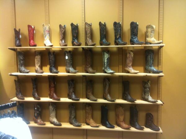 DallasWayneBoot's tweet image. New women's boot wall!