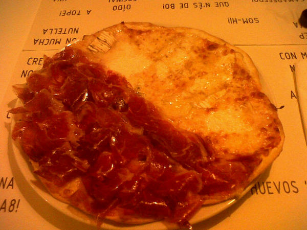 begoescudero's tweet photo. La buena vida!! #mariona #anna #CrepNova http://t.co/XCHAGyzi