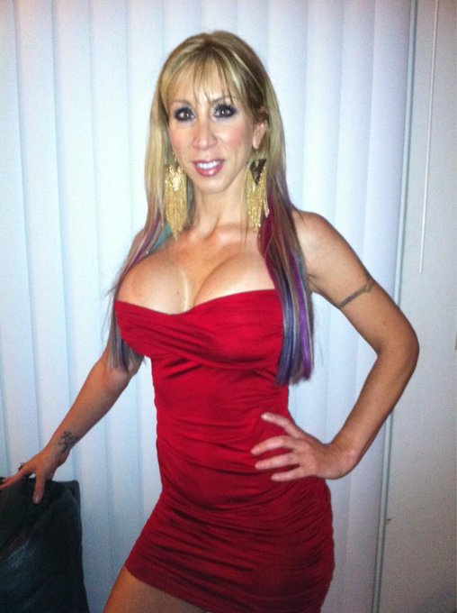 Heading out http://t.co/9VKDqeNv