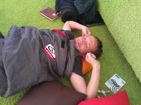 DesignBorgTool's tweet image. Awaken sleeper today morning #startuplive #startup