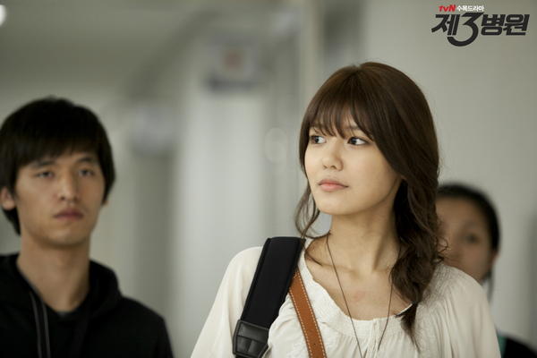 [OTHER][31-07-2012]Hình ảnh từ trường quay "The 3rd Hospital" của SooYoung - Page 9 A4CP4eACEAAaLgB